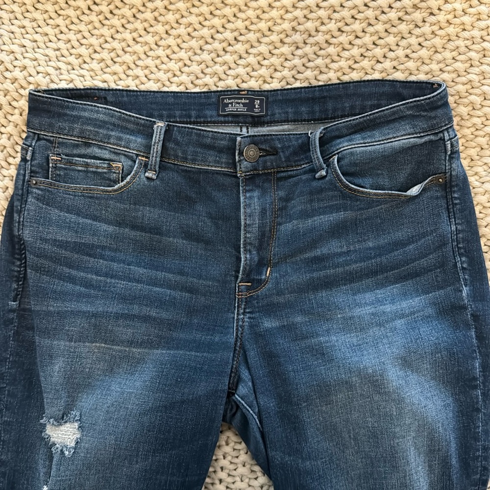 Abercrombie & Fitch Ankle Jeans Size 8